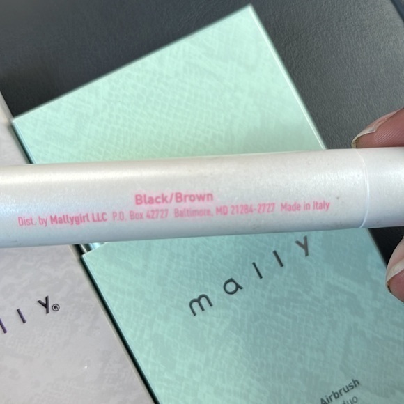 Mally beauty makeup set - Picture 2 of 6